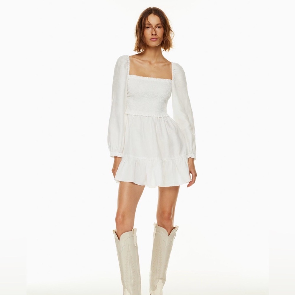 Aritzia Wilfred Small Tempest Mini Dress Cream/White Square Neck Smocked Bodice